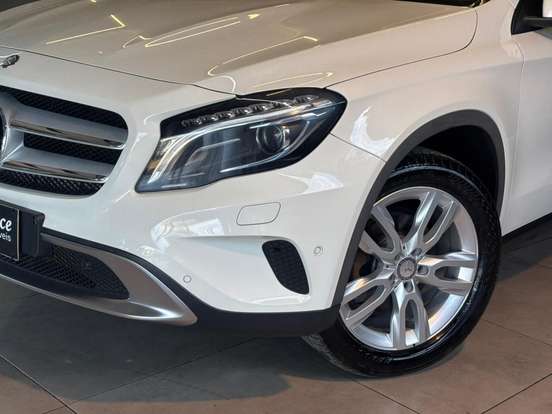 MERCEDES-BENZ-GLA 200-1.6 CGI ADVANCE 16V TURBO FLEX 4P AUTOMÁTICO MERCEDES-BENZ-GLA 200-2016
