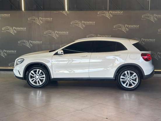 MERCEDES-BENZ-GLA 200-1.6 CGI ADVANCE 16V TURBO FLEX 4P AUTOMÁTICO MERCEDES-BENZ-GLA 200-2016