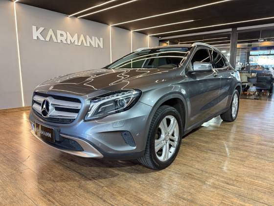 MERCEDES-BENZ GLA 200 1.6 CGI ADVANCE 16V TURBO FLEX 4P AUTOMÁTICO