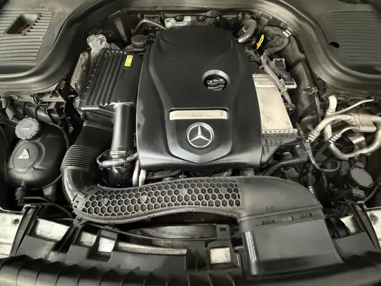MERCEDES-BENZ-GLC 250-2016