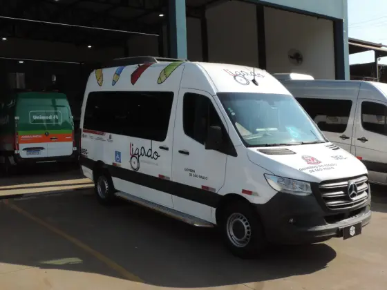 MERCEDES-BENZ SPRINTER 2.2 CDI DIESEL VAN 416 TA LONGO 16L MANUAL MERCEDES-BENZ SPRINTER 2.2 CDI DIESEL VAN 416 TA LONGO 16L MANUAL
