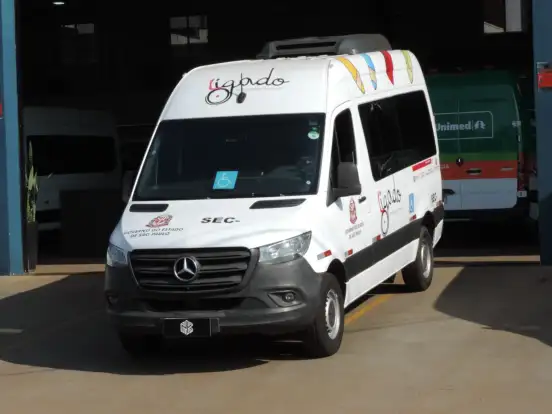 MERCEDES-BENZ-SPRINTER-2020
