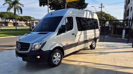 MERCEDES-BENZ SPRINTER 2.2 415 CDI VAN 16 LUGARES TETO ALTO 16V BI-TURBO DIESEL MANUAL