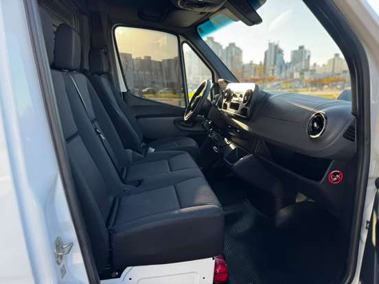 MERCEDES-BENZ-SPRINTER-2020
