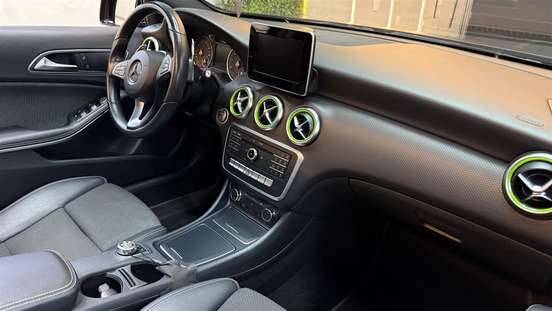 MERCEDES-BENZ-A 200-1.6 CGI FLEX 7G-DCT MERCEDES-BENZ-A 200-2017