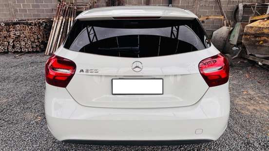 MERCEDES-BENZ-A 200-2016
