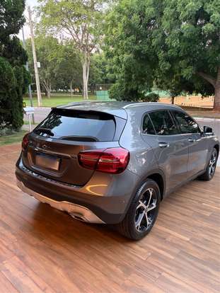 MERCEDES-BENZ-GLA 200-2019