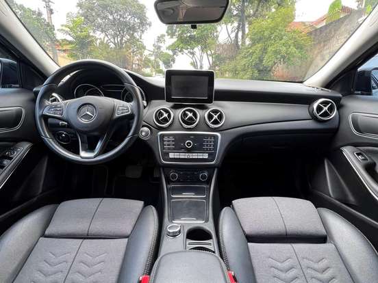 MERCEDES-BENZ-GLA 200-1.6 CGI FLEX STYLE 7G-DCT MERCEDES-BENZ-GLA 200-2017