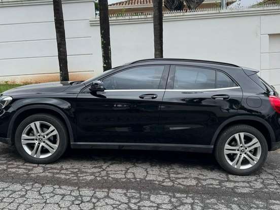 MERCEDES-BENZ-GLA 200-1.6 CGI FLEX STYLE 7G-DCT MERCEDES-BENZ-GLA 200-2017