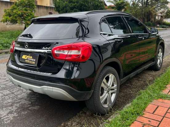 MERCEDES-BENZ-GLA 200-1.6 CGI FLEX STYLE 7G-DCT MERCEDES-BENZ-GLA 200-2017