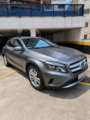 MERCEDES-BENZ GLA 200 1.6 CGI STYLE 16V TURBO FLEX 4P AUTOMÁTICO