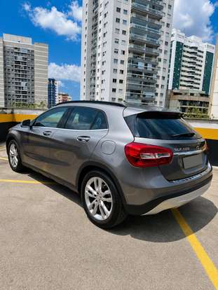 MERCEDES-BENZ-GLA 200-2016