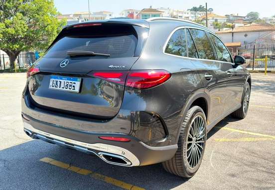 MERCEDES-BENZ-GLC 300-2025