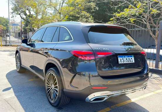 MERCEDES-BENZ-GLC 300-2025