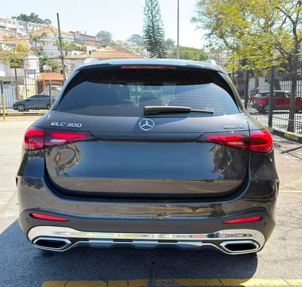 MERCEDES-BENZ-GLC 300-2025