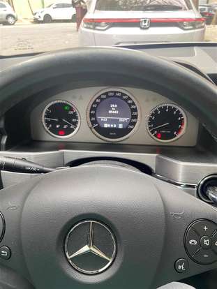 MERCEDES-BENZ-GLK 300-2010