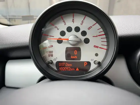 MINI-ONE-2012