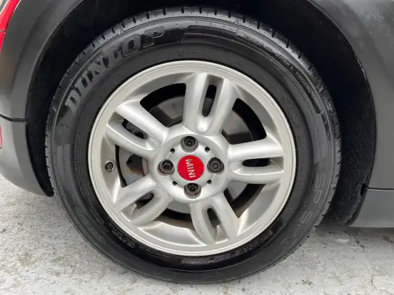 MINI-ONE-2012