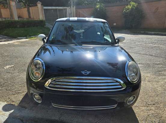 MINI-COOPER-2010