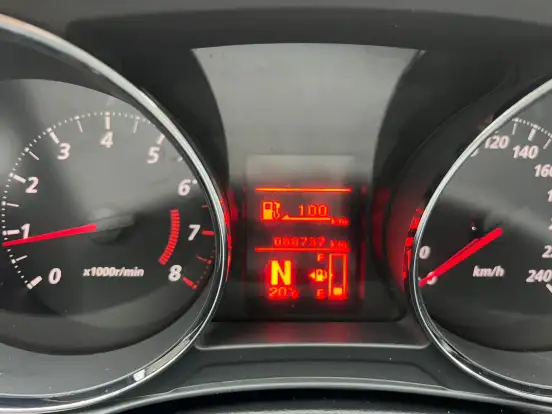MITSUBISHI-ASX-2014