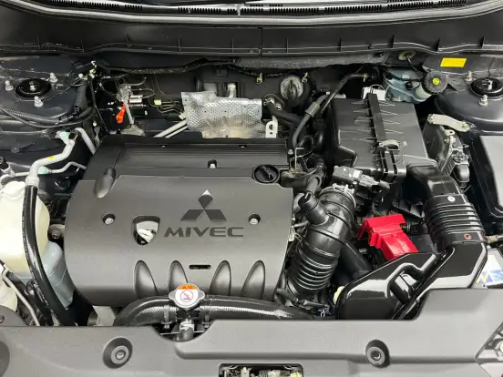 MITSUBISHI-ASX-2014