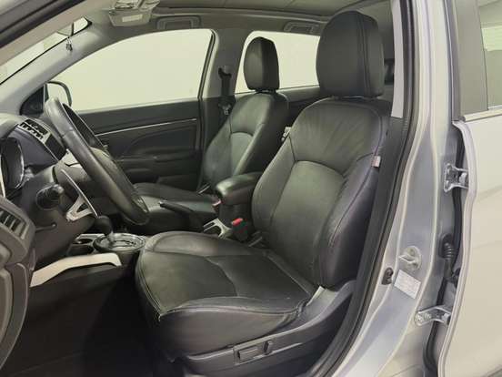 MITSUBISHI-ASX-2016