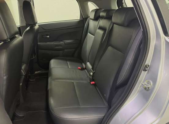 MITSUBISHI-ASX-2016