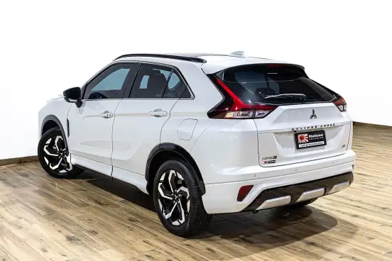 MITSUBISHI-ECLIPSE CROSS-1.5 MIVEC TURBO GASOLINA HPE-S CVT MITSUBISHI-ECLIPSE CROSS-2025