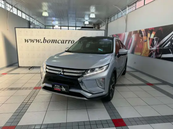 MITSUBISHI ECLIPSE CROSS 1.5 MIVEC TURBO GASOLINA HPE-S CVT MITSUBISHI ECLIPSE CROSS 1.5 MIVEC TURBO GASOLINA HPE-S CVT