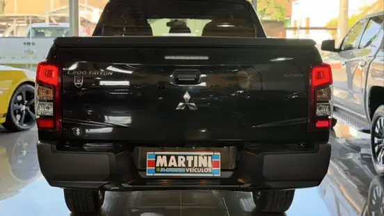 MITSUBISHI-L200 TRITON-2025