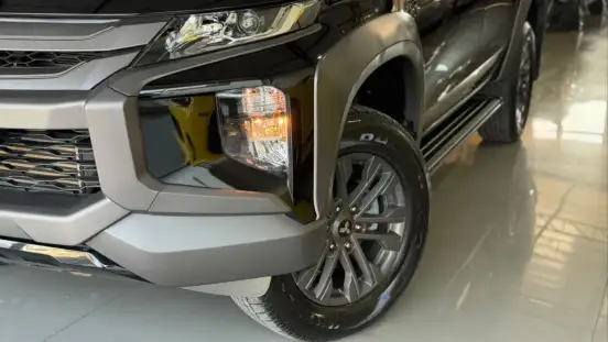 MITSUBISHI-L200 TRITON-2025