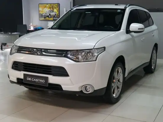 MITSUBISHI-OUTLANDER-2.0 16V GASOLINA 4P AUTOMÁTICO MITSUBISHI-OUTLANDER-2014