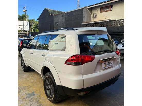 MITSUBISHI-PAJERO DAKAR-2015