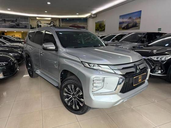 MITSUBISHI PAJERO SPORT 2.4 16V MIVEC TURBO DIESEL HPE AWD AUTOMÁTICO