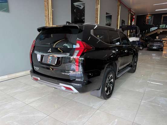 MITSUBISHI-PAJERO SPORT-2.4 16V MIVEC TURBO DIESEL HPE-S AWD AUTOMÁTICO MITSUBISHI-PAJERO SPORT-2024