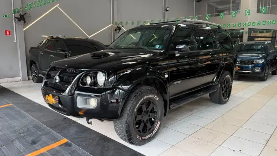 MITSUBISHI PAJERO SPORT 3.5 HPE 4X4 V6 24V FLEX 4P AUTOMÁTICO MITSUBISHI PAJERO SPORT 3.5 HPE 4X4 V6 24V FLEX 4P AUTOMÁTICO