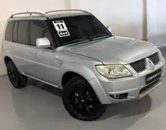 MITSUBISHI PAJERO TR4 2.0 4X4 16V 140CV FLEX 4P AUTOMÁTICO MITSUBISHI PAJERO TR4 2.0 4X4 16V 140CV FLEX 4P AUTOMÁTICO