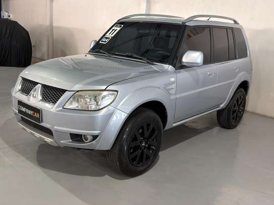 MITSUBISHI-PAJERO TR4-2010