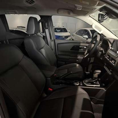 MITSUBISHI-TRITON-2025