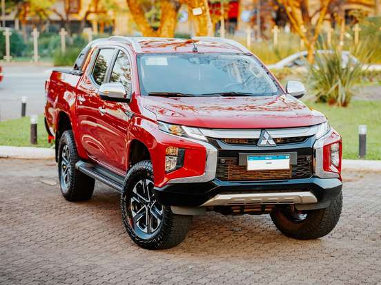 MITSUBISHI-L200 TRITON-2.4 16V TURBO DIESEL SPORT HPE-S CD 4P 4X4 AUTOMÁTICO MITSUBISHI-L200 TRITON-2023