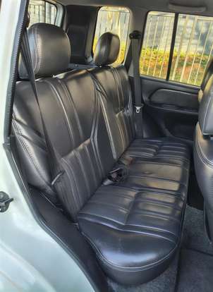 MITSUBISHI-PAJERO TR4-2015