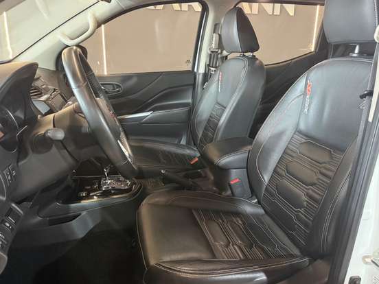 NISSAN-FRONTIER-2023