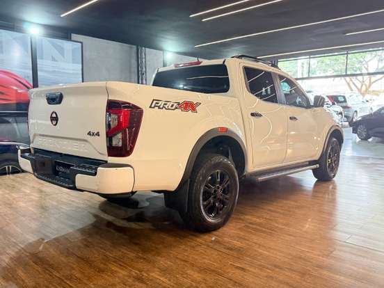 NISSAN-FRONTIER-2.3 16V TURBO DIESEL PRO4X CD 4X4 AUTOMÁTICO NISSAN-FRONTIER-2023