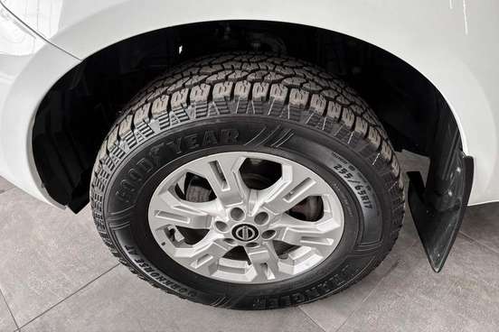 NISSAN-FRONTIER-2022