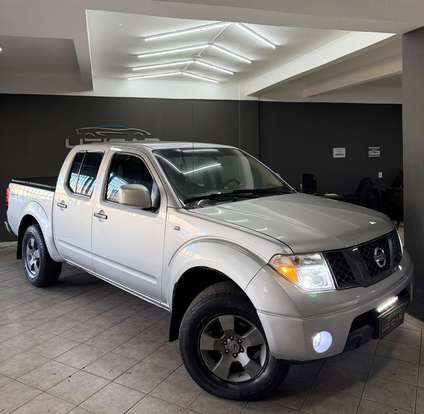 NISSAN-FRONTIER-2012