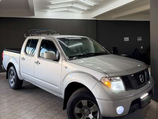 NISSAN-FRONTIER-2.5 XE 4X2 CD TURBO ELETRONIC DIESEL 4P MANUAL NISSAN-FRONTIER-2012