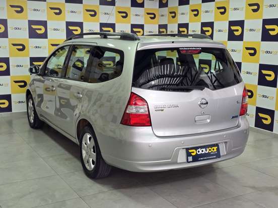 NISSAN-GRAND LIVINA-2011