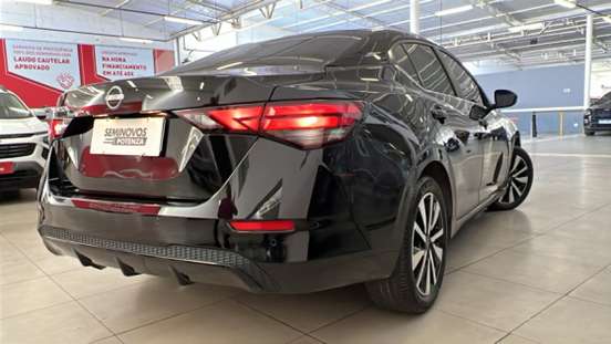 NISSAN-SENTRA-2024