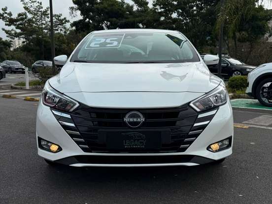 NISSAN-VERSA-2024