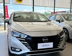NISSAN VERSA 1.6 16V FLEX EXCLUSIVE XTRONIC NISSAN VERSA 1.6 16V FLEX EXCLUSIVE XTRONIC